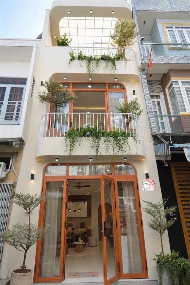 MỘT DẤU ẤN KIẾN TRÚC HIẾM CÓ. BÌNH TÂN – TÂN PHÚ. THE WARM HOUSE là sự