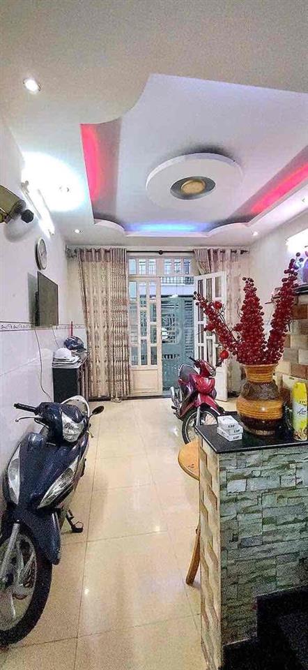 Nhà chủ bán. Hẻm 1/ Đường số 12  gần chợ Bình long 4m x12m đúc 3 tầng