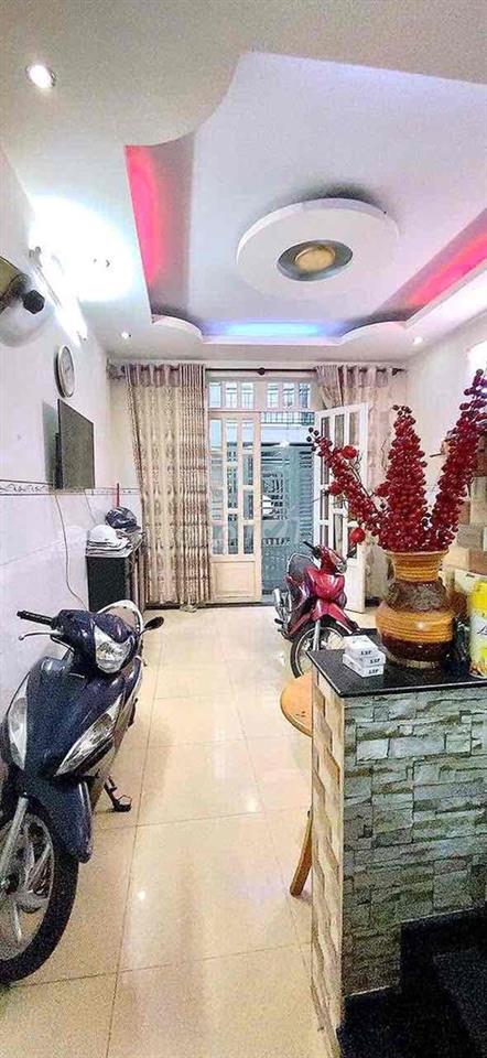 Nhà chủ bán. Hẻm 1/ Đường số 12  gần chợ Bình long 4m x12m đúc 3 tầng