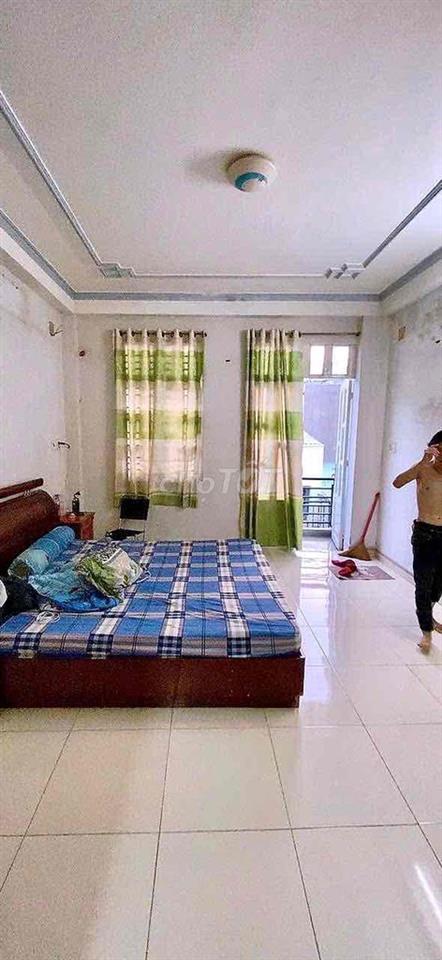 Nhà chủ bán. Hẻm 1/ Đường số 12  gần chợ Bình long 4m x12m đúc 3 tầng