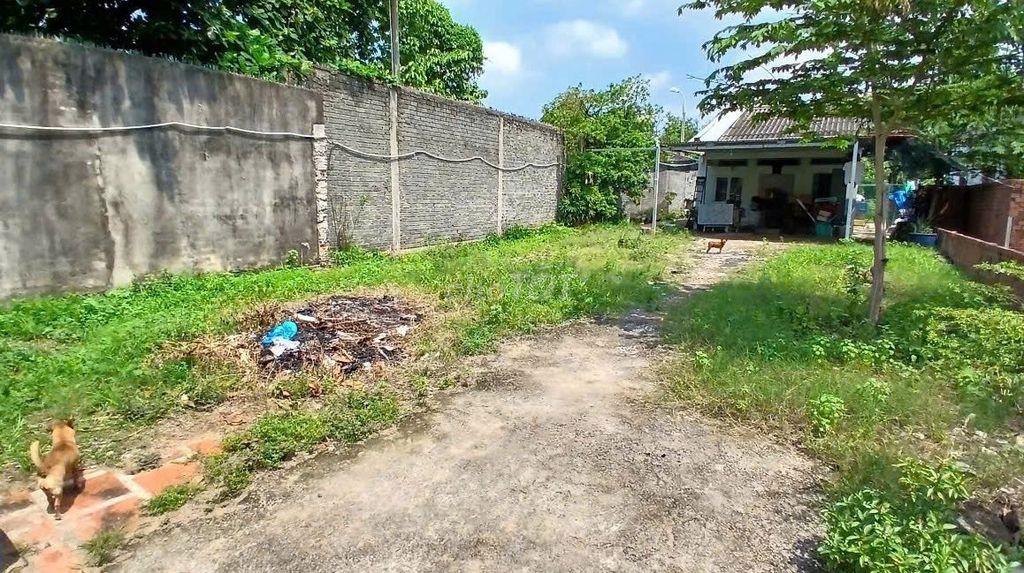 BÁN NHÀ ĐẤT NGAY KHU CÔNG NGHỆ CAO, DT 567m2, sổ hồng chính chủ