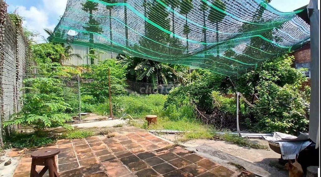 BÁN NHÀ ĐẤT NGAY KHU CÔNG NGHỆ CAO, DT 567m2, sổ hồng chính chủ