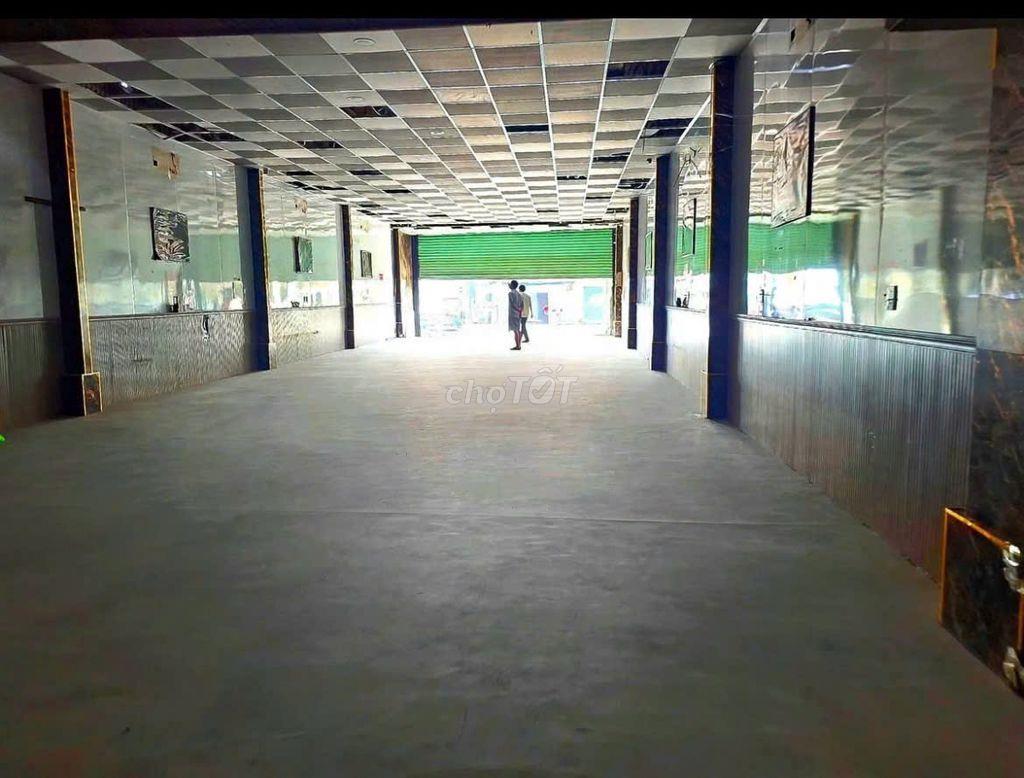MB Kinh doanh, 7,8m x 40m, Giá 22tr/ tháng