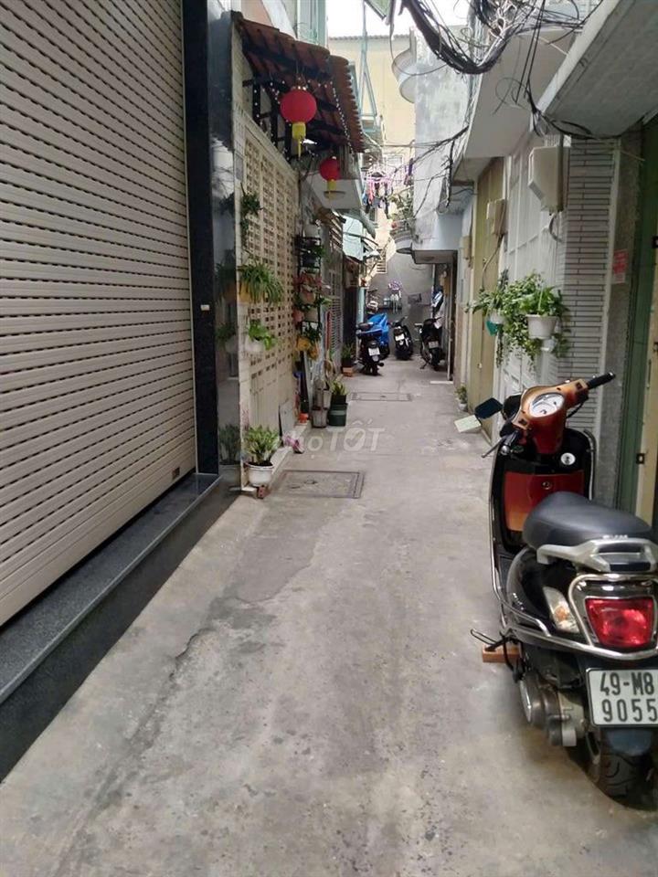 nhà bán gấp 