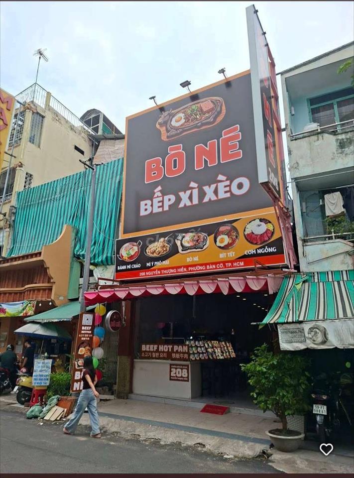 Mặt tiền nguyên căn sẵn quán, vào bán có doanh thu liền.