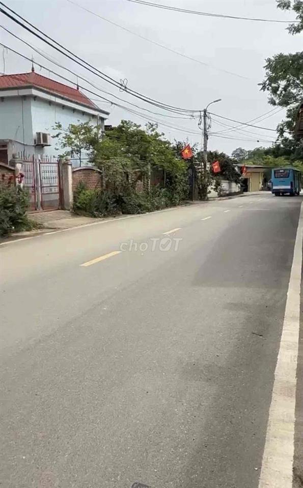 Bán đất mặt tiền trục chính kinh doanh