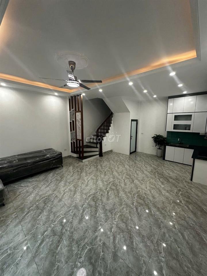 Bán nhà mới chỉnh chủ không qua môi giới