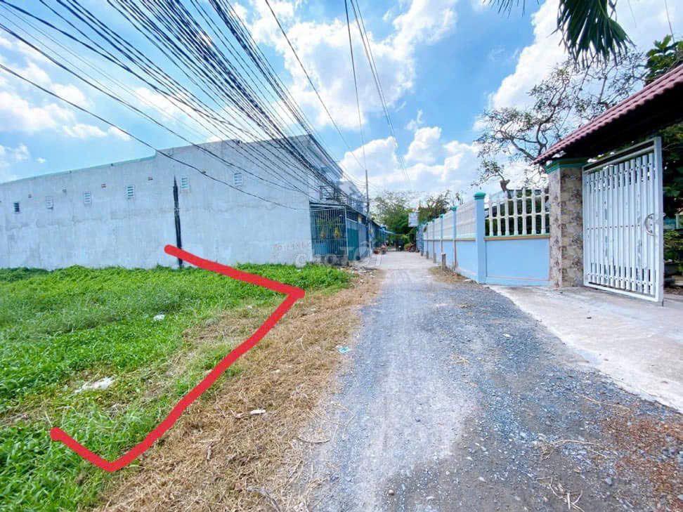 Chính chủ cần bán lô đất Đức Hòa Hạ, Đức Hòa, LA