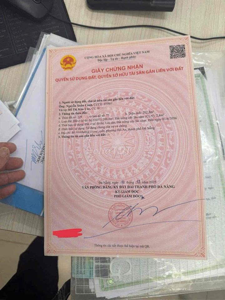 BÁN NHÀ CẤP 3 – PHỐ CỔ HỘI AN  📍 Vị trí: Phố cổ Hội An  📐 Diện tích: