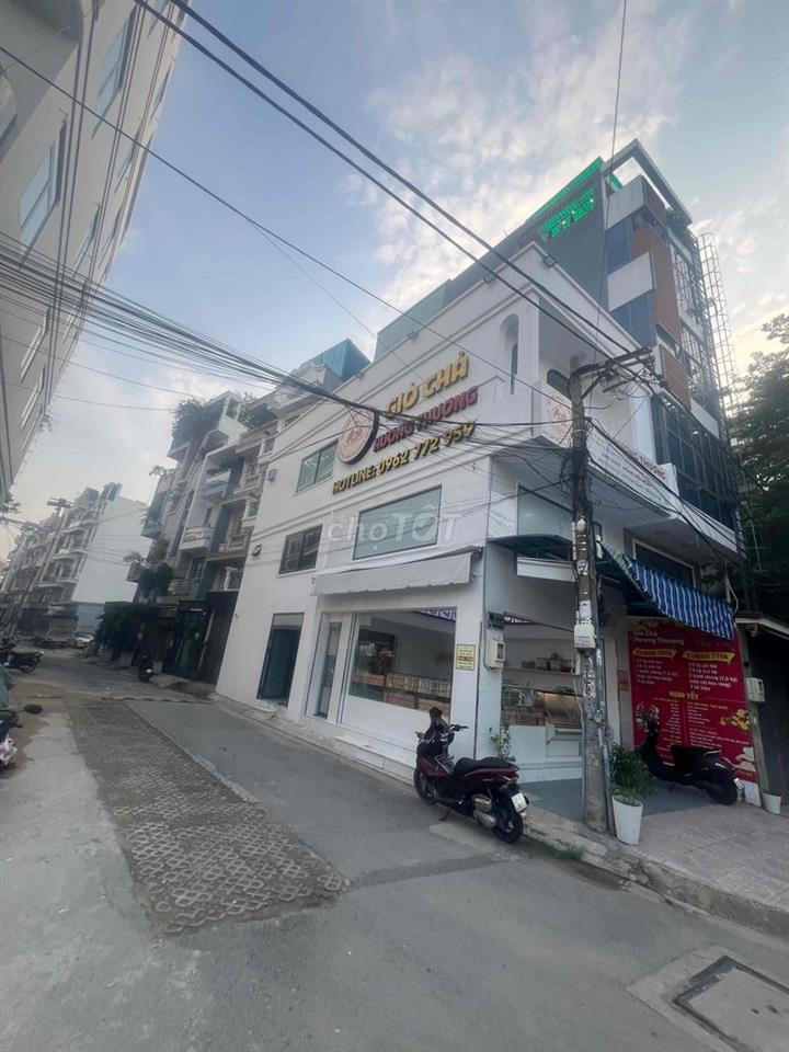 đối diện trường học, thuận buôn bán kinh doanh