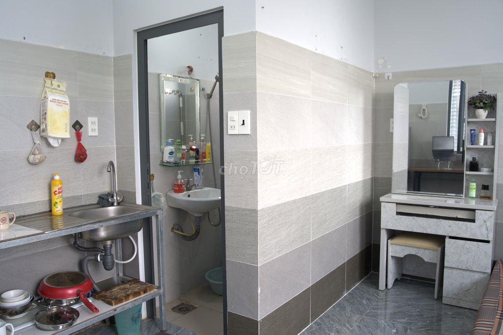 Mình cần pass phòng gần Aeon Bình Tân, Go An Lạc