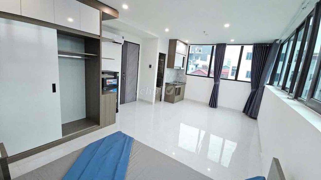 STUDIO CỬA SỔ TRỜI TO - THOÁNG NGAY HUTECH
