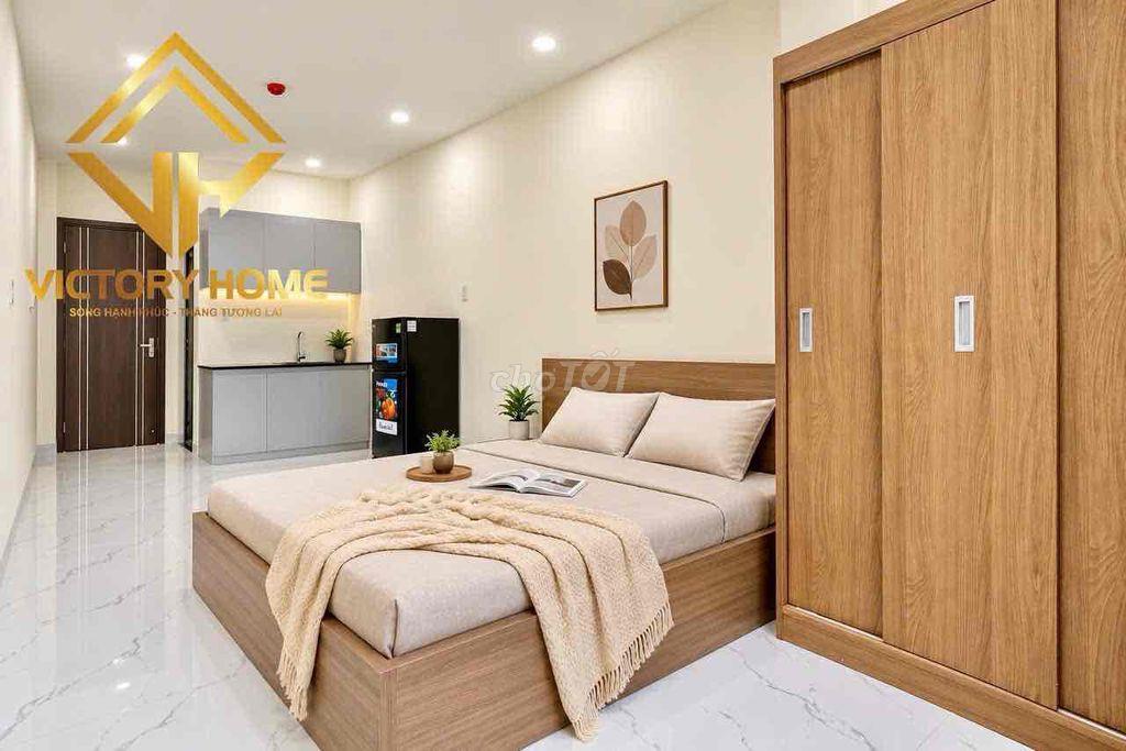 KHAI TRƯƠNG STUDIO QUA Q1 - 5PHÚT
