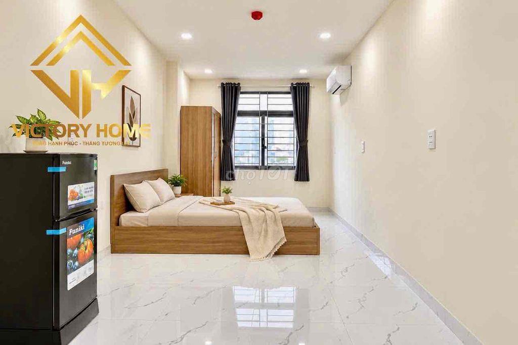 KHAI TRƯƠNG STUDIO QUA Q1 - 5PHÚT