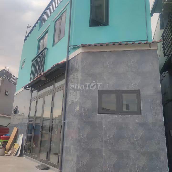 Cho thuê nhà mặt tiền bờ kè mới giá tốt