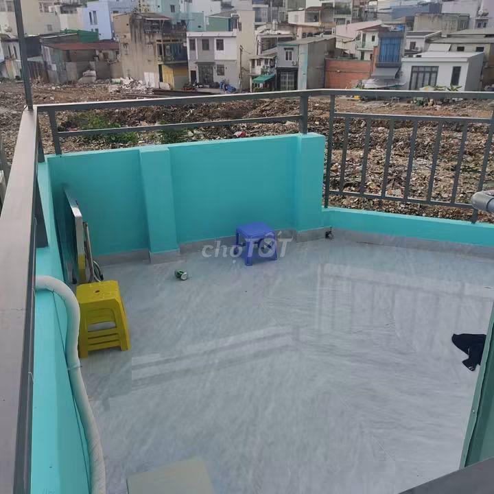 Cho thuê nhà mặt tiền bờ kè mới giá tốt