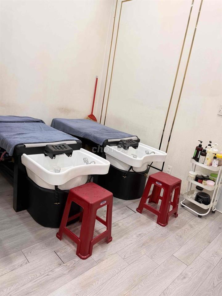 sang mặt bằng tiệm nail-gội