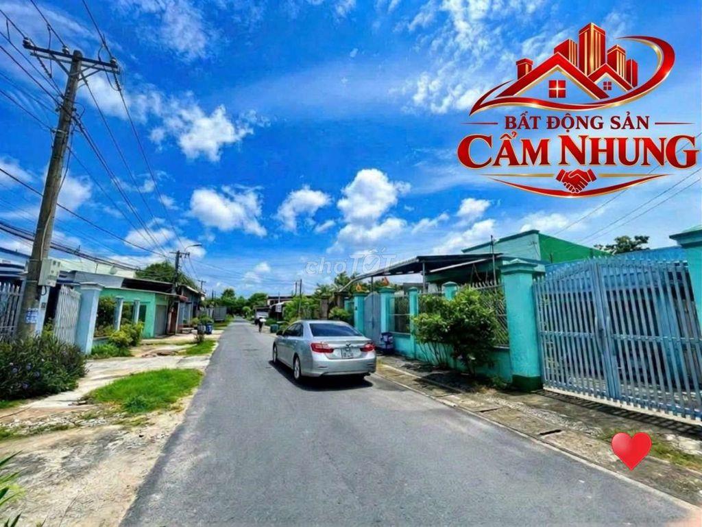 Đất Tân Thông Hội,cách chợ Việt Kiều 2 phút,200m2 full thổ|550 triệu!