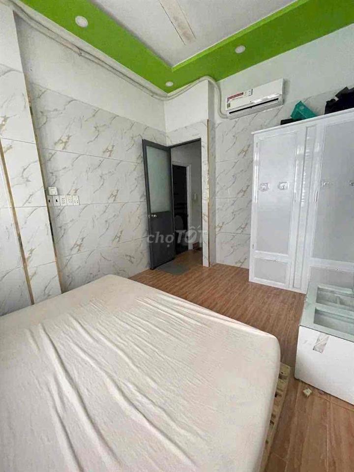 Cho thêu nhà nguyên căn gần chợ an nhơn