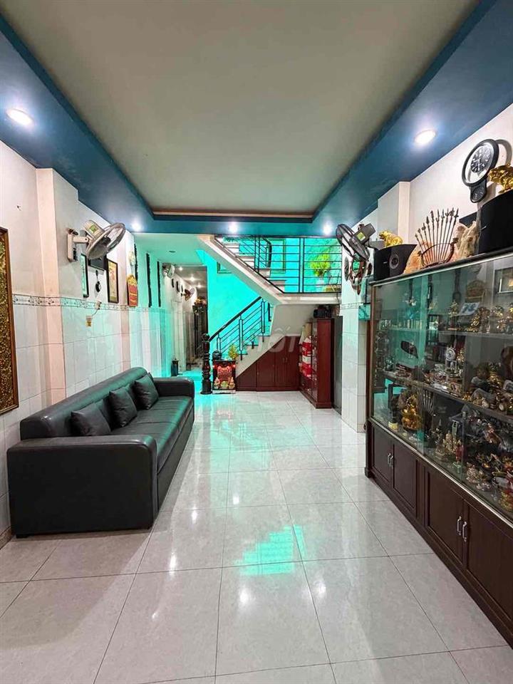 Bán Nhà Mặt Tiền Nguyễn Văn Bảo