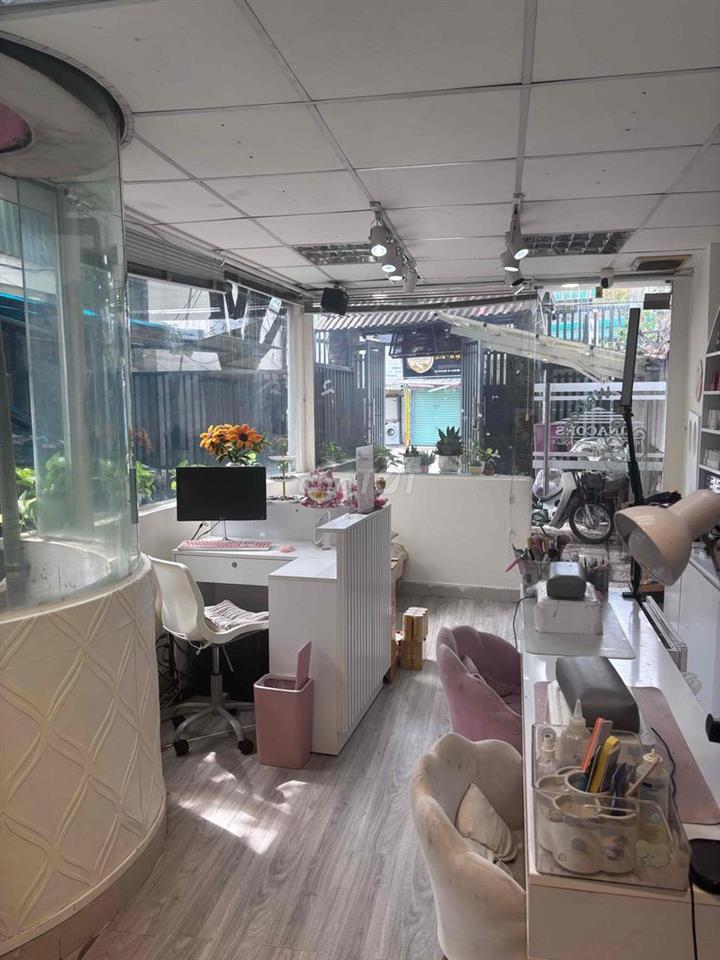 48tr Sang nhượng tiệm Nail-Mi-Gội