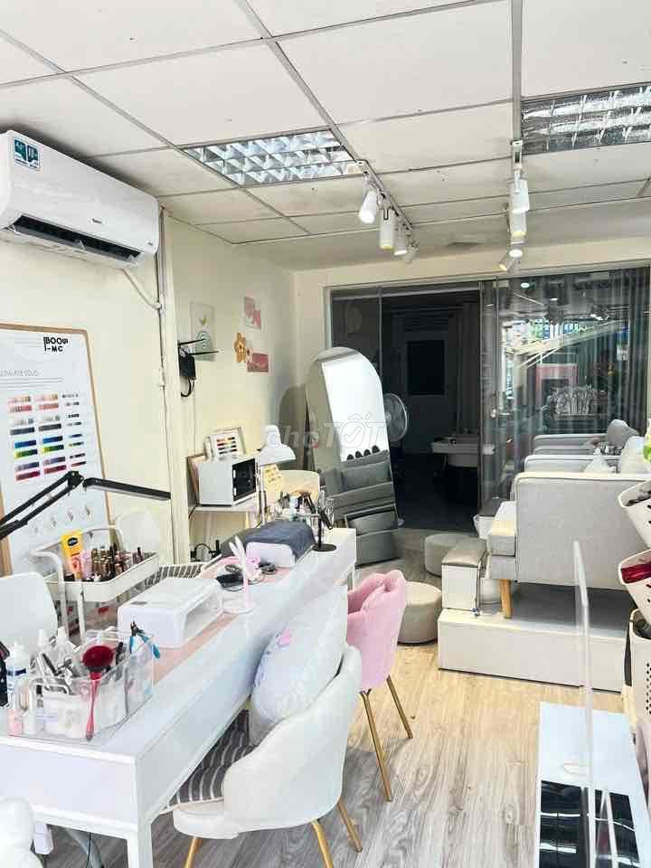 48tr Sang nhượng tiệm Nail-Mi-Gội