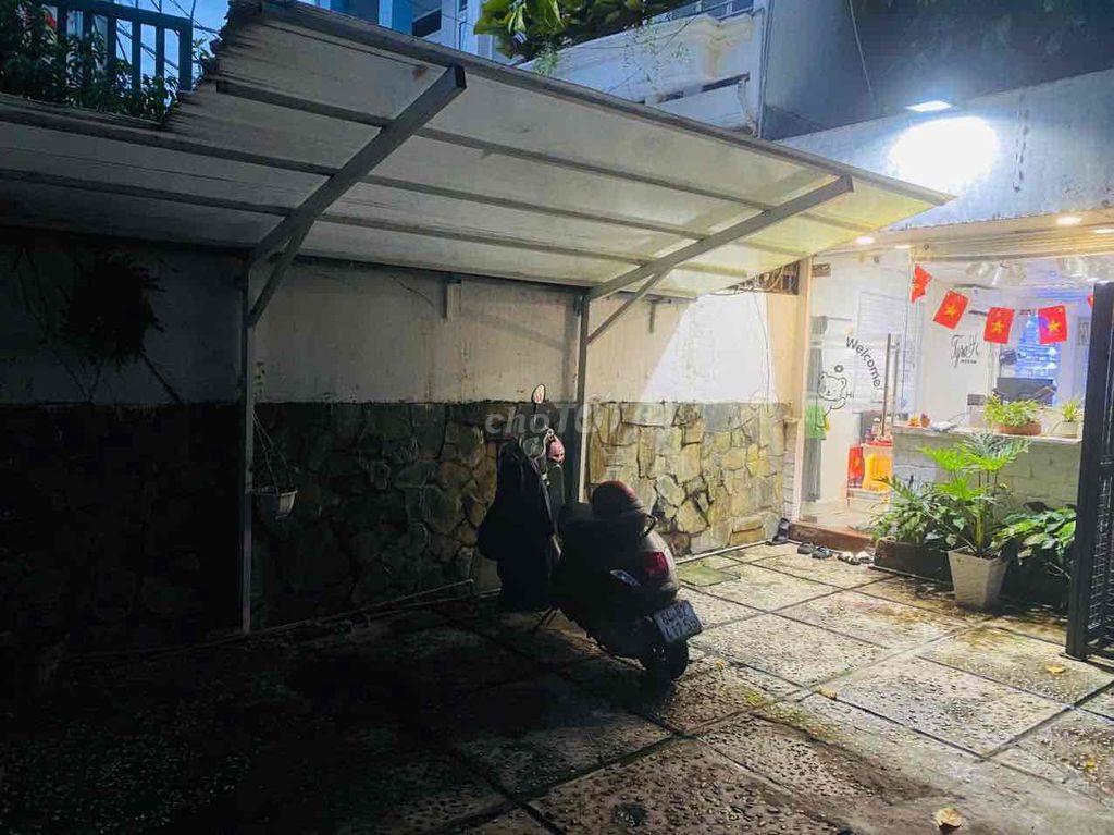 Sang nhượng tiệm nail mi gội