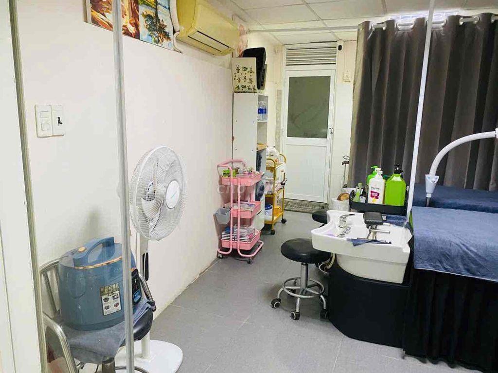 Sang nhượng tiệm nail mi gội