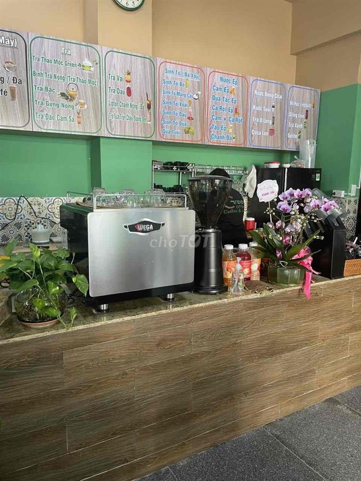 sang tiệm cho thuê mặt bằng góc 2 mặt tiền kinh doanh