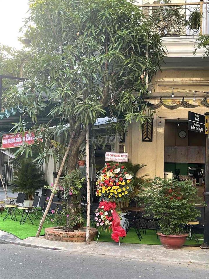 sang tiệm cho thuê mặt bằng góc 2 mặt tiền kinh doanh