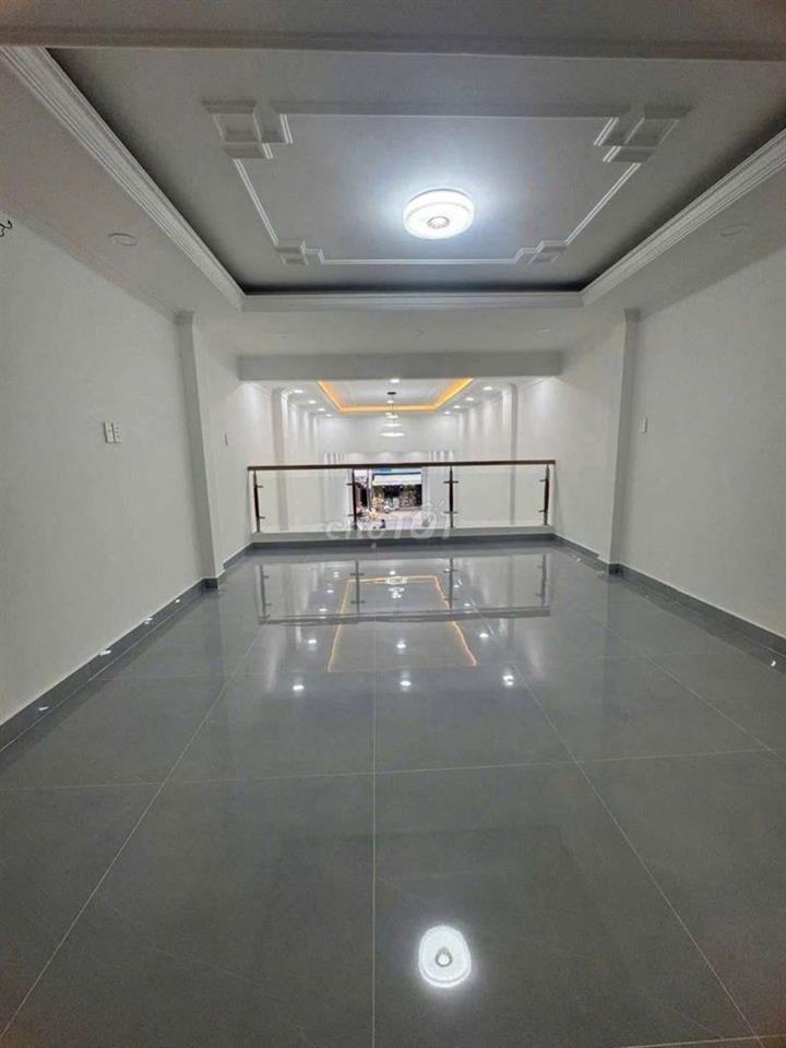 CHO THUÊ NHÀ MT .NGUYỄN ẢNH THỦ. 4TẦNG .5PN.5WC..NGAY CHỢ HIỆP THÀNH 