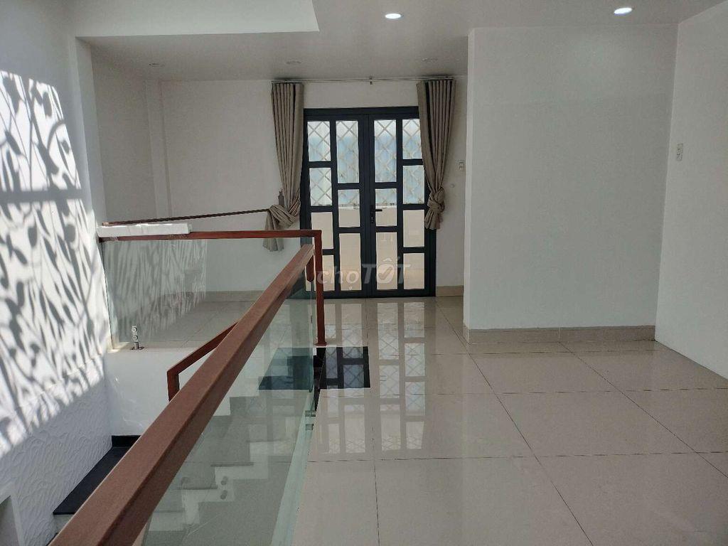 MT khu dan cư hiệp thành citi 5mx18m 4 tầng .5p ban công thoáng mát 