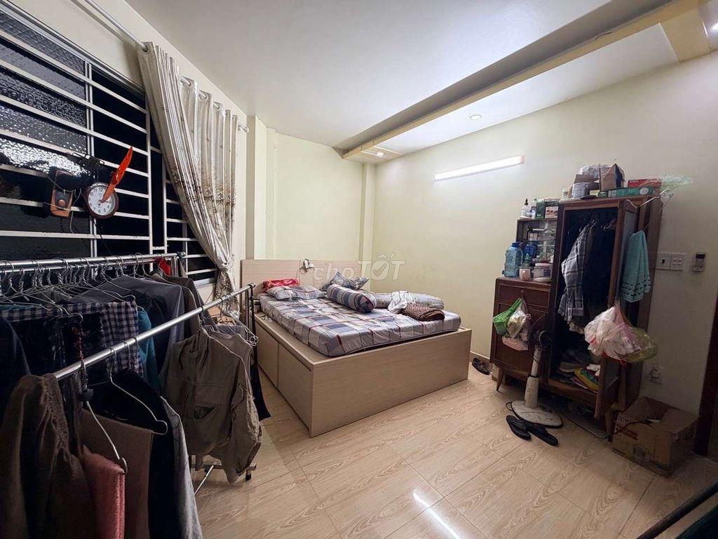 Hẻm xe hơi trần thị hè hiệp thành( 60m2) 4 tầng lô góc  nhà đẹp 4.5 tỷ