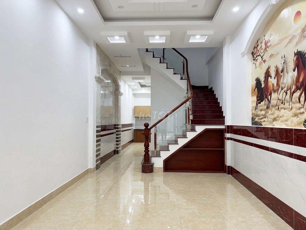 SIÊU PHẨM HẺM XE HƠI 7M TCH 03 .4 TẦNG 60M2 .4 PN KHÔNG GIAN ĐẸP 5.2tỷ
