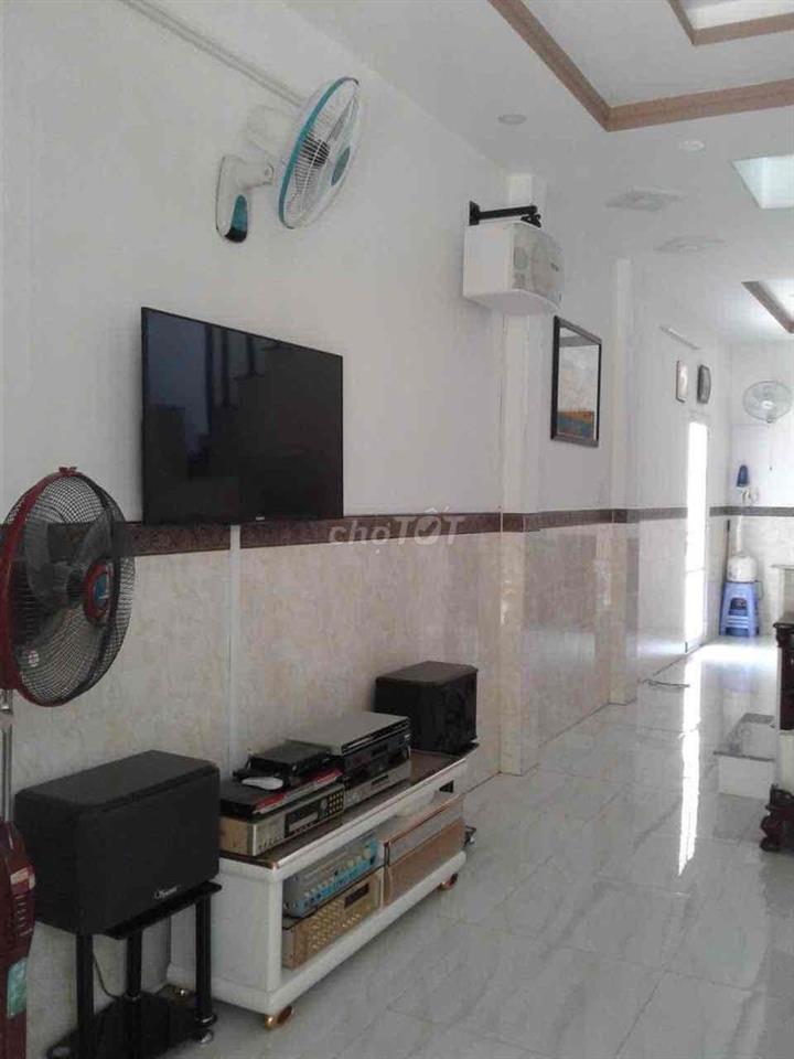 Nhà mới, đẹp mua về chỉ việc dọn vào ở
