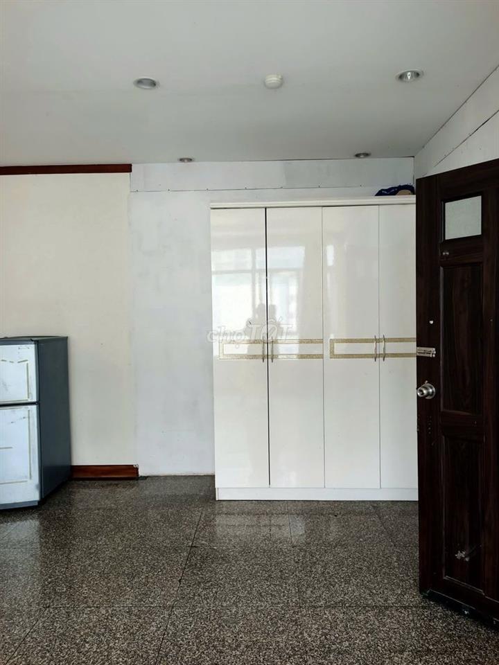 HAGL Gold House, phòng thoáng, giá mềm, ưu tiên sv nam