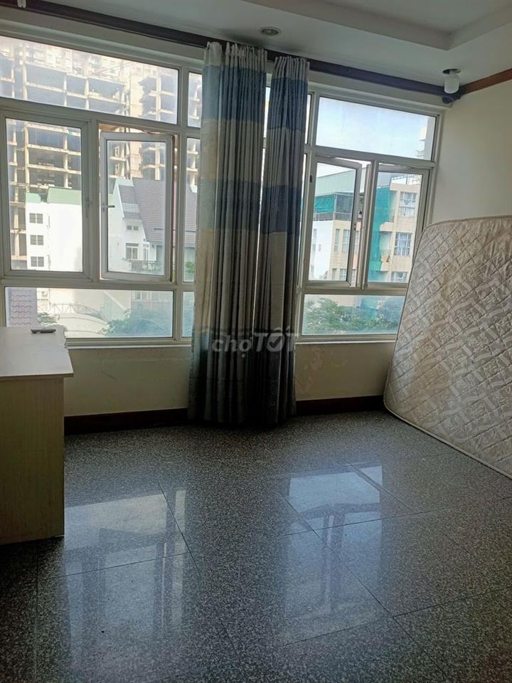 HAGL Gold House, phòng thoáng, giá mềm, ưu tiên sv nam