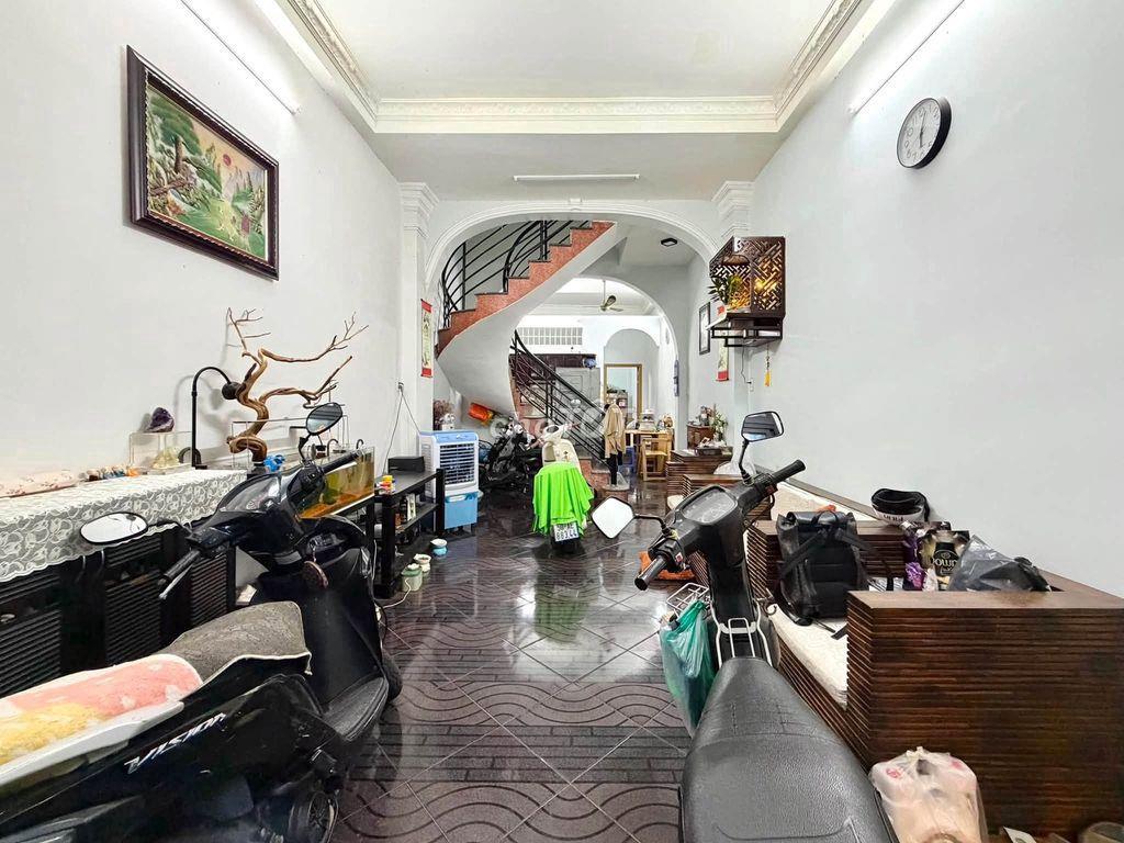 bán nhà lê văn sỹ quận 3 65m2 5pn 3 tầng đối diện chợ nguyễn văn trỗi