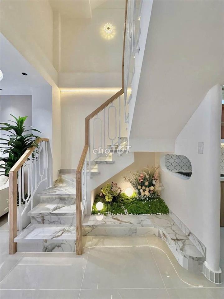 Bán nhà 3 tầng 4PN hẻm ô tô Trần Văn Quang Tân Bình 48m2