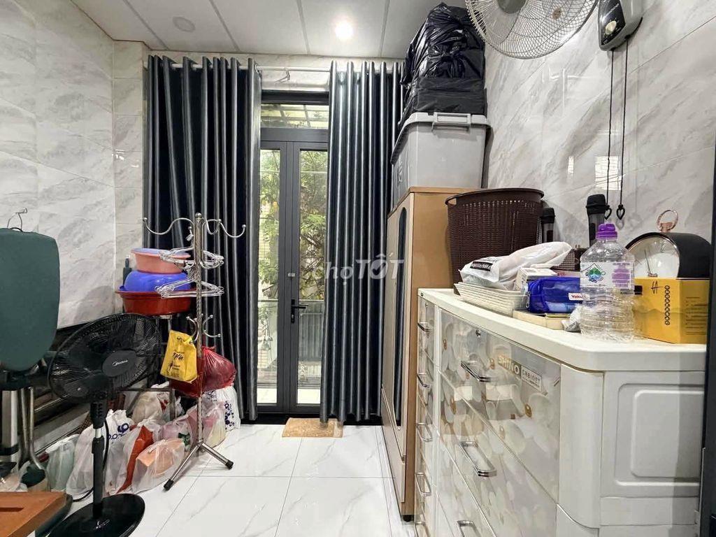 Bán nhà 2 tầng 2pn Nguyễn Thiện Thuật Bình Thạnh gần Chợ Bà Chiểu