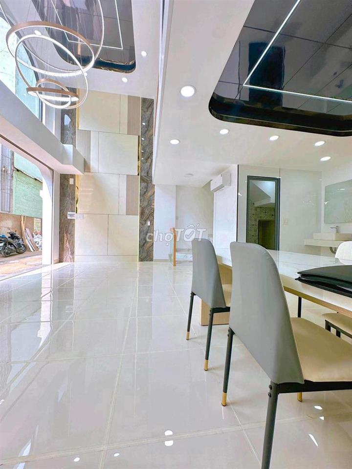 Bán nhà Nguyễn Bỉnh Khiêm Gò Vấp 44m2 5 tầng hẻm xe hơi giá 9.7 tỷ
