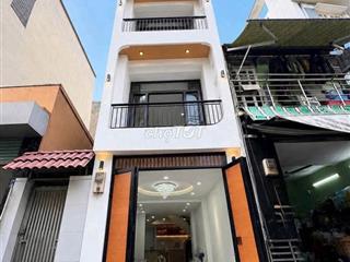 Bán nhà mặt tiền Cô Giang Phú Nhuận 42m2 5 tầng 7PN nở hậu