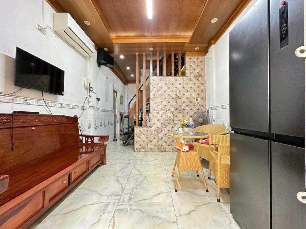 Bán nhà 27m2 gần Sân Bay, Gò Vấp, 2PN, lô góc 3 mặt hẻm