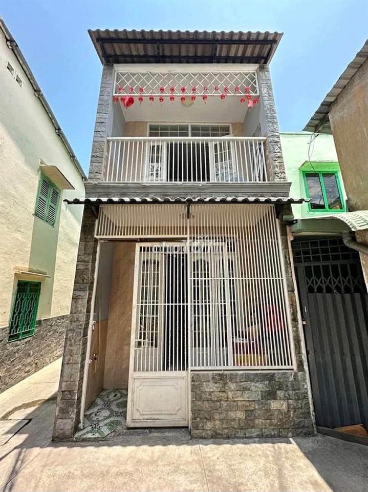 Bán nhà 27m2 gần Sân Bay, Gò Vấp, 2PN, lô góc 3 mặt hẻm