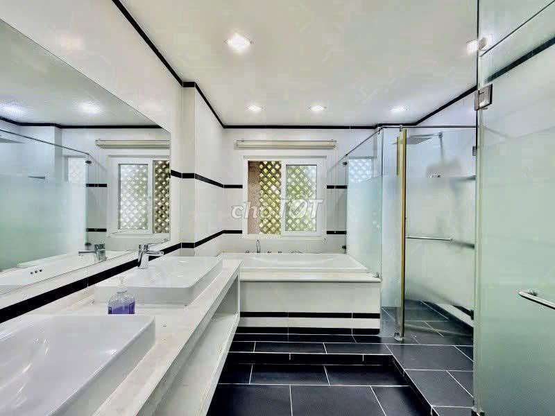 Bán nhà Huỳnh Đình Hai Bình Thạnh 55m2 5 tầng 11.5 tỷ