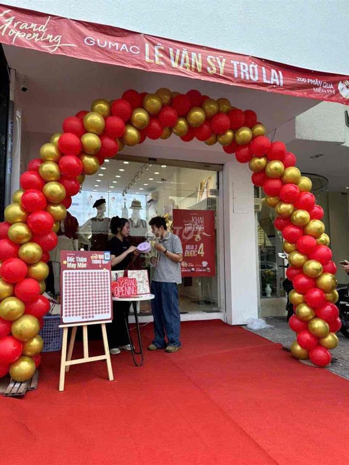 Nhà cho thuê nguyên căn mặt tiền đừờng Lê Văn Sỹ