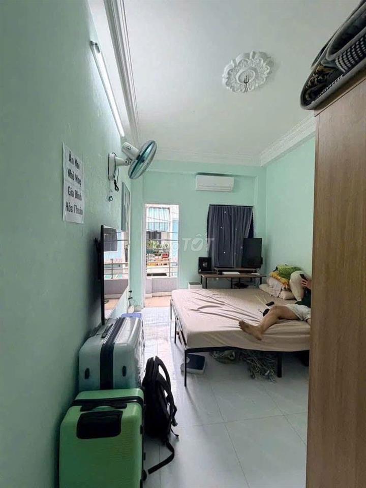 Nhà riêng 2PN 84m2 đầy đủ nội thất 1/Lý Thường Kiệt Q.10 giá 9.5 tr/th