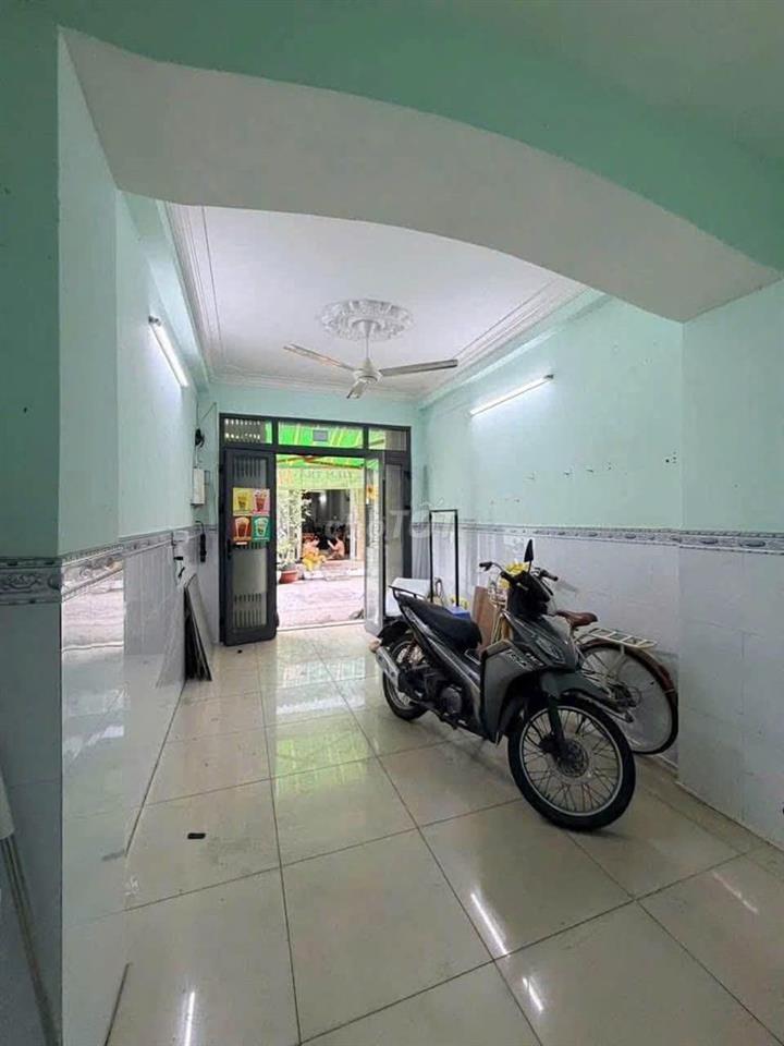 Nhà riêng 2PN 84m2 đầy đủ nội thất 1/Lý Thường Kiệt Q.10 giá 9.5 tr/th