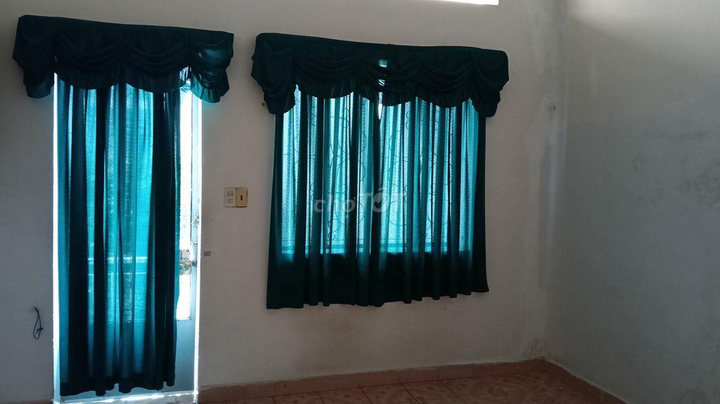 Phòng trọ 25 m2 ở đường Thành Thái, ưu tiên nữ thuê