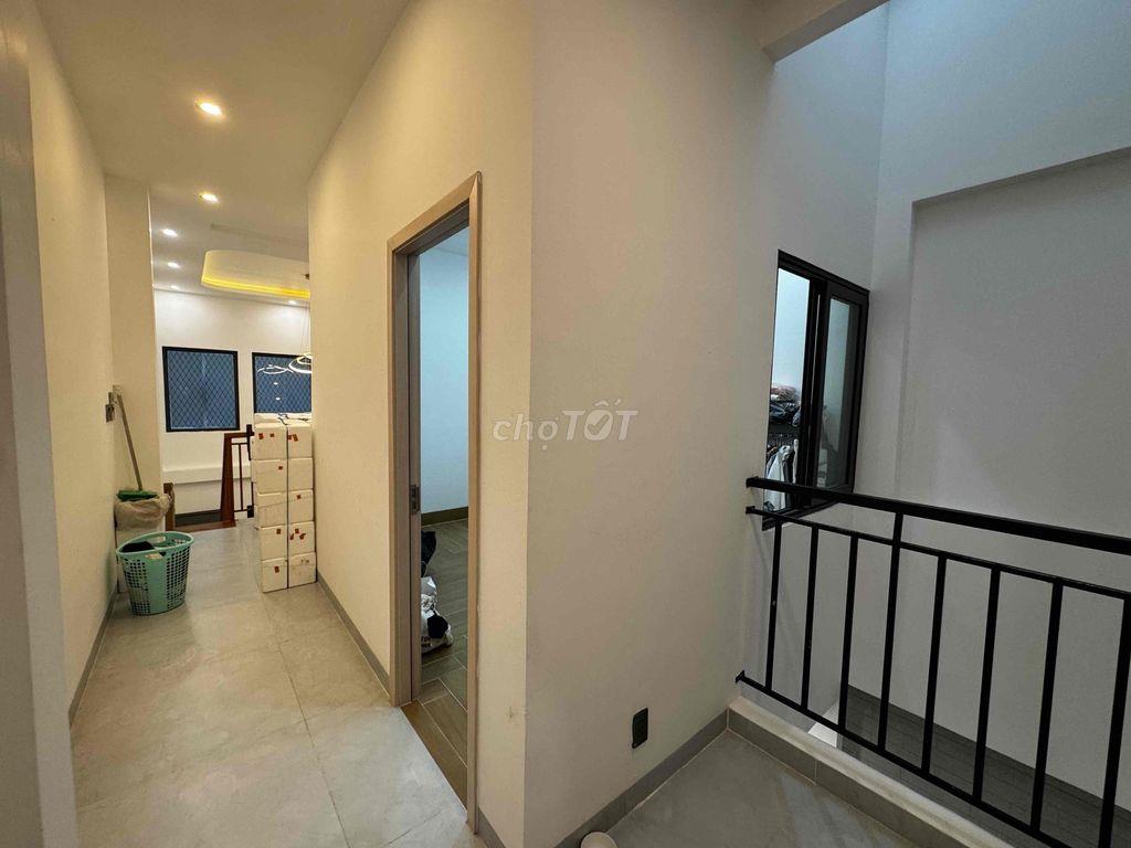 Cho thuê nhà nguyên căn hẻm xe lớn